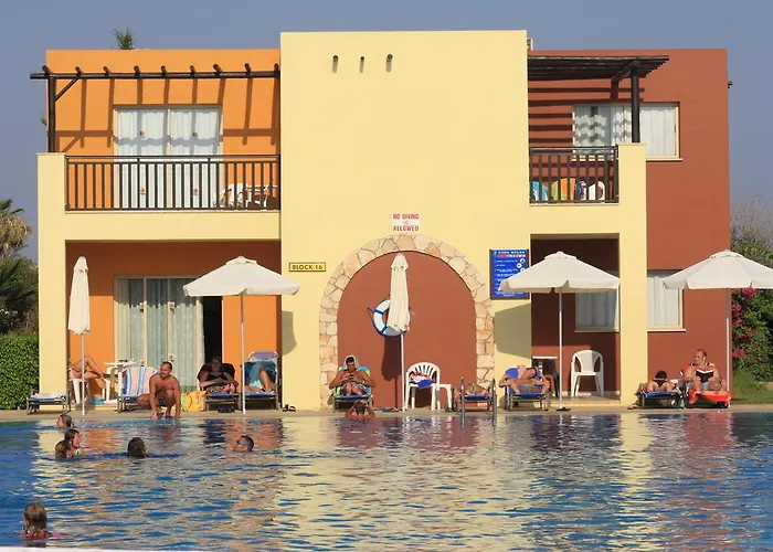 Panas Holiday Village
